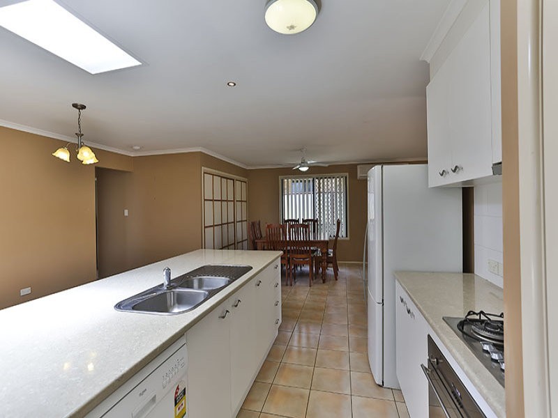 13 Batch Court, Harristown QLD 4350