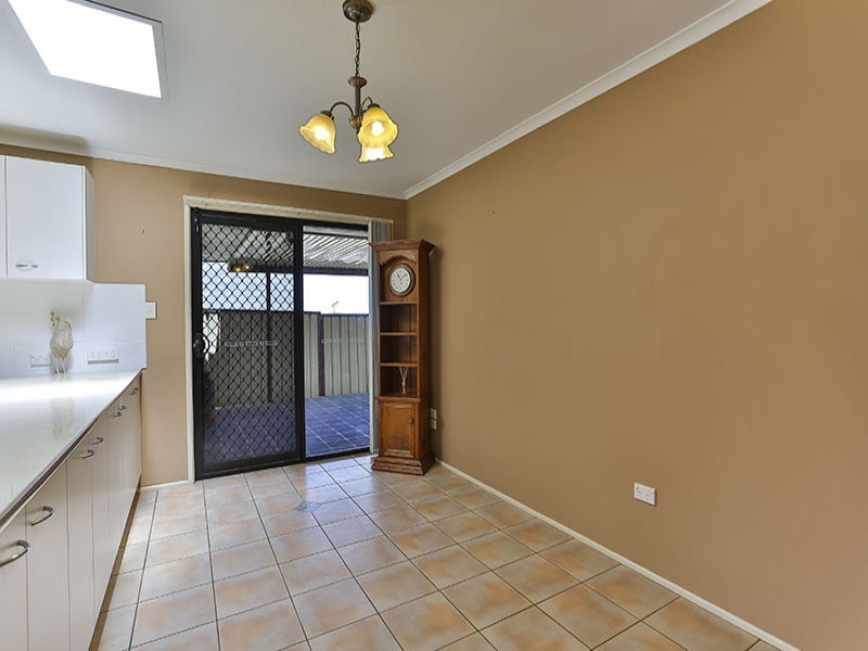 13 Batch Court, Harristown QLD 4350