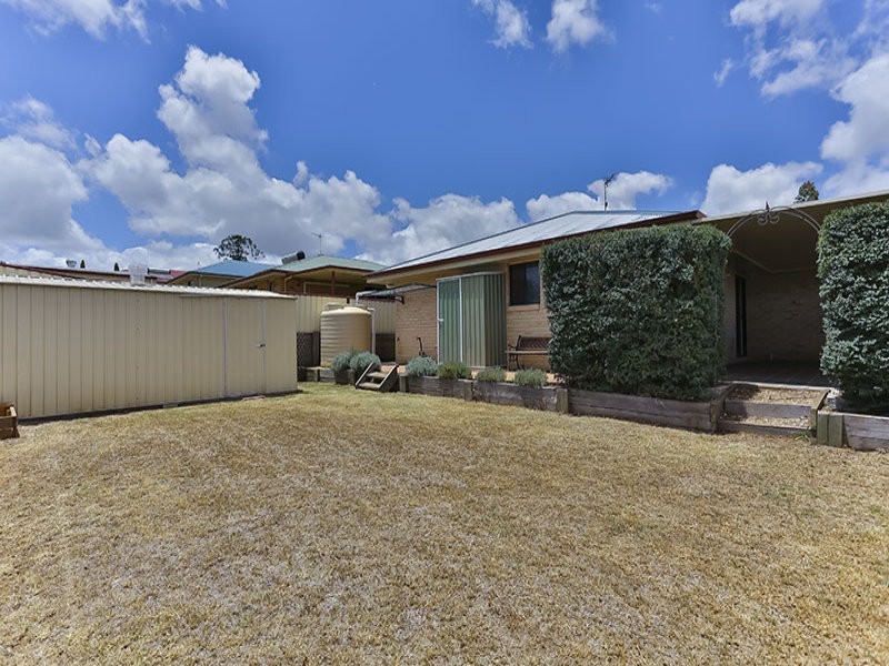 13 Batch Court, Harristown QLD 4350