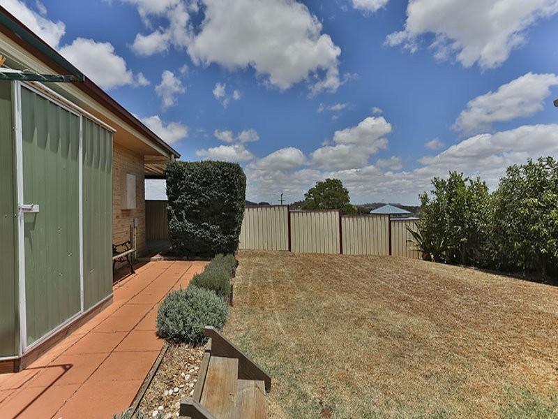 13 Batch Court, Harristown QLD 4350
