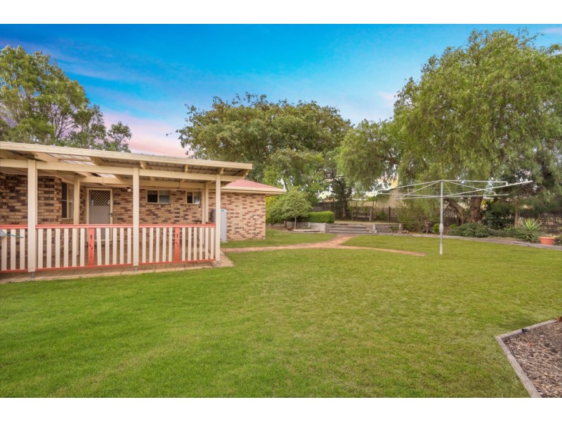 17 McLeod Court, Wyreema QLD 4352