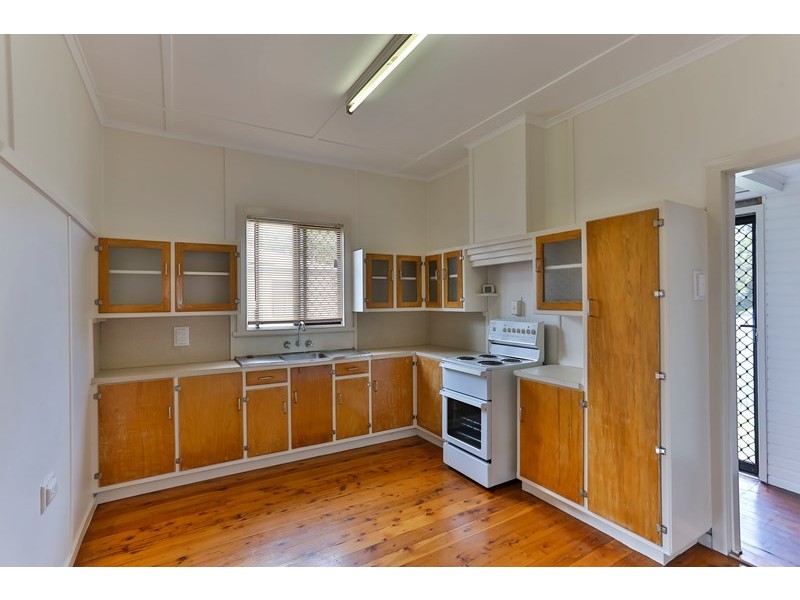 34 Glenvale Road, Harristown QLD 4350