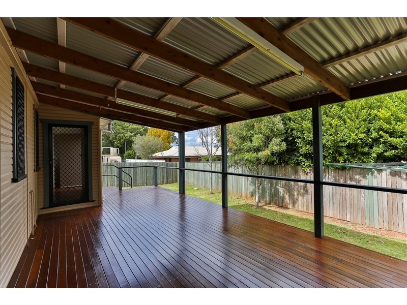 34 Glenvale Road, Harristown QLD 4350