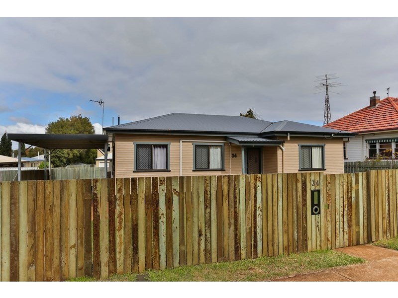34 Glenvale Road, Harristown QLD 4350