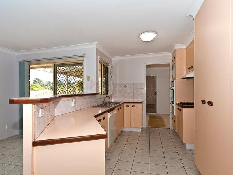 5 Lorraine Crescent, Centenary Heights QLD 4350