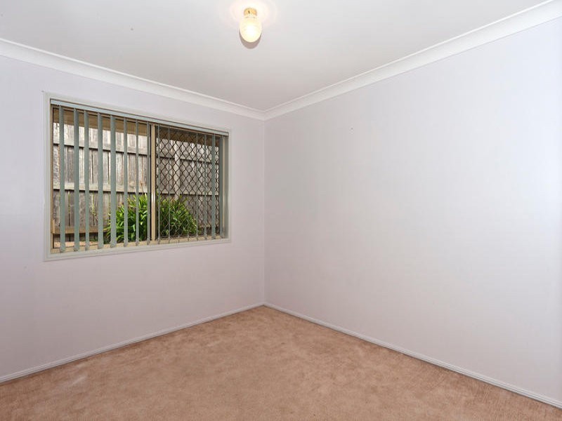 5 Lorraine Crescent, Centenary Heights QLD 4350