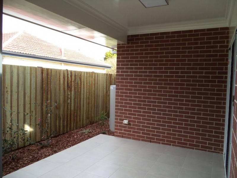 2/9 Cranley Street, South Toowoomba QLD 4350