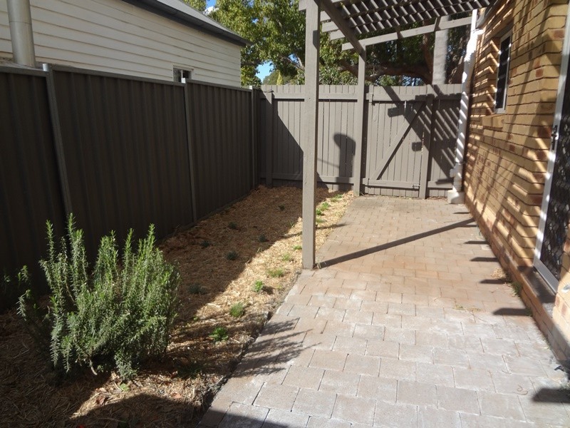 1/233 Hume Street, South Toowoomba QLD 4350