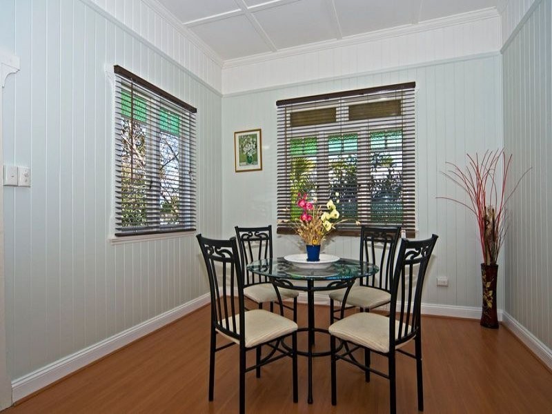 30 High Street, Wyreema QLD 4352