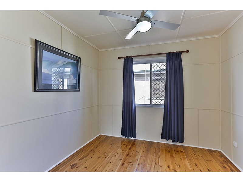 9 Weetwood Street, Newtown QLD 4350