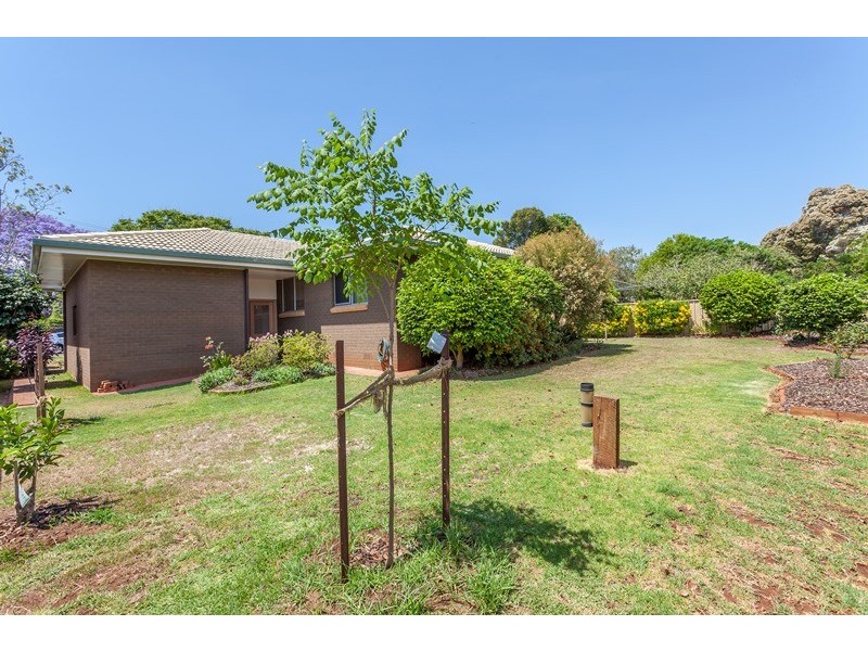 37 Clewley Crescent, Rangeville QLD 4350