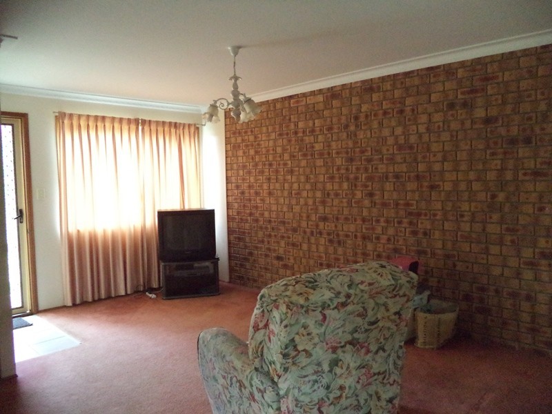 2/7 Creedon Drive, Kearneys Spring QLD 4350