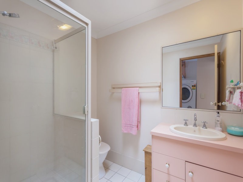 2/7 Creedon Drive, Kearneys Spring QLD 4350