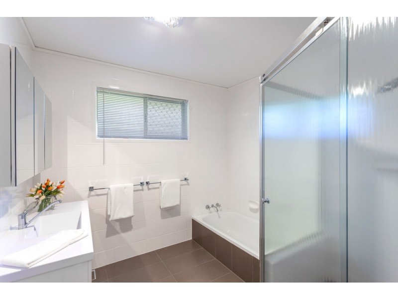 28 Merino Street, Harristown QLD 4350