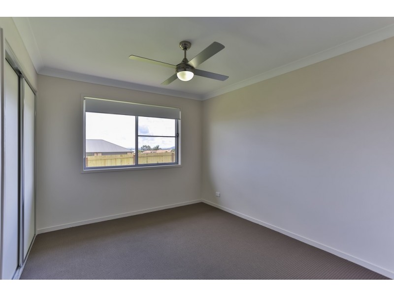 15 Wandoo Crescent, Westbrook QLD 4350