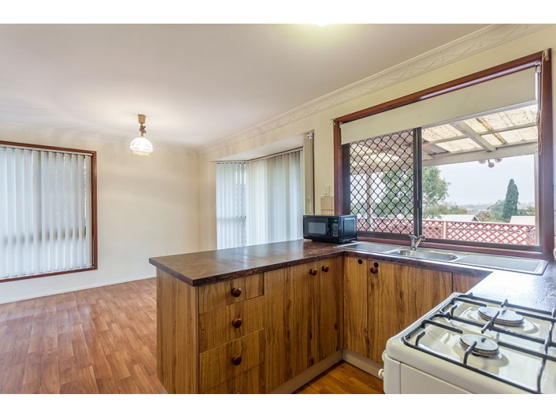 2 Croydon Street, Harristown QLD 4350