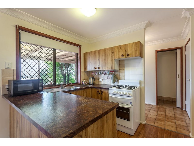 2 Croydon Street, Harristown QLD 4350