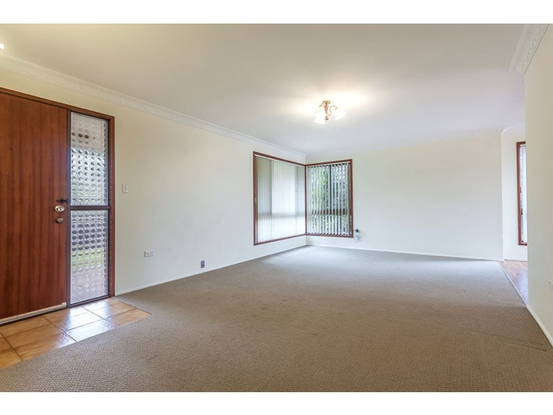 2 Croydon Street, Harristown QLD 4350