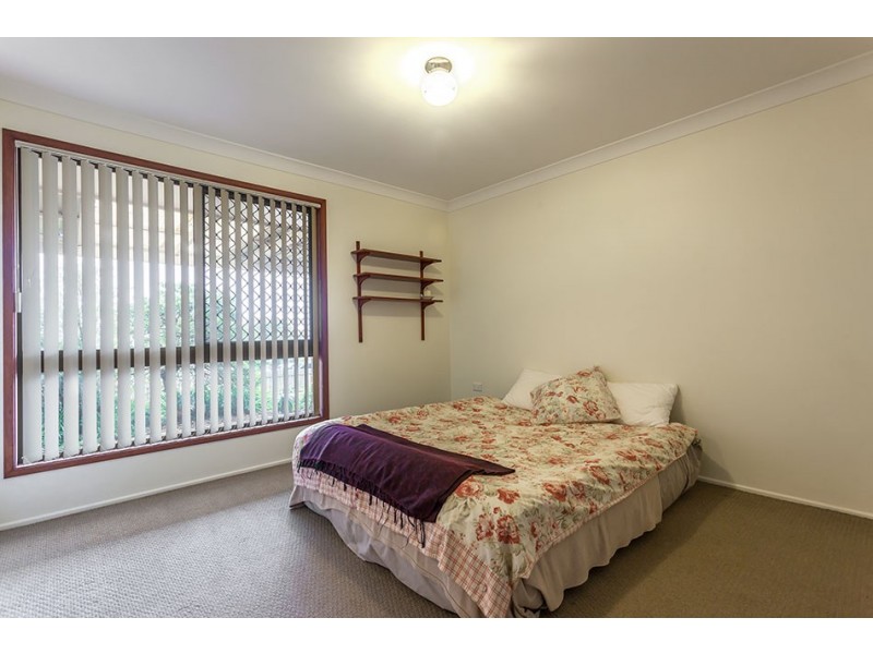 2 Croydon Street, Harristown QLD 4350