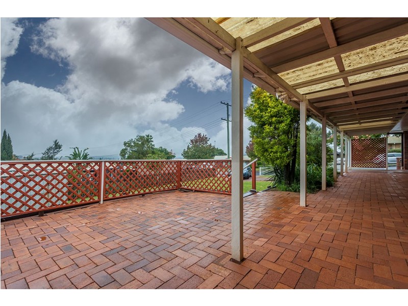 2 Croydon Street, Harristown QLD 4350