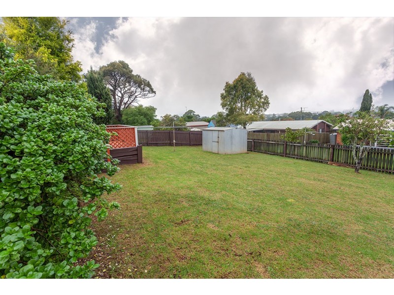 2 Croydon Street, Harristown QLD 4350