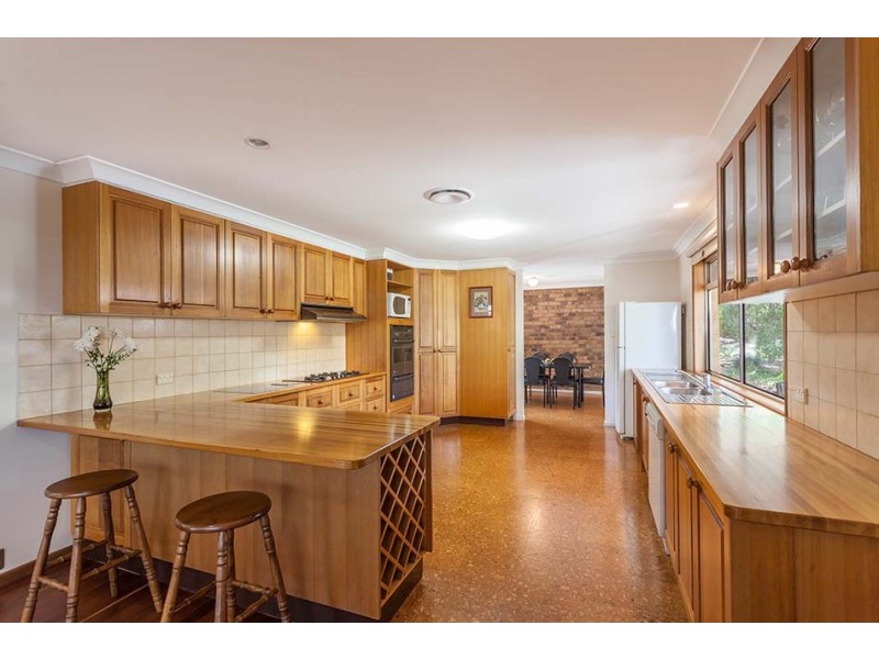 18 Merlin Court, Preston QLD 4352