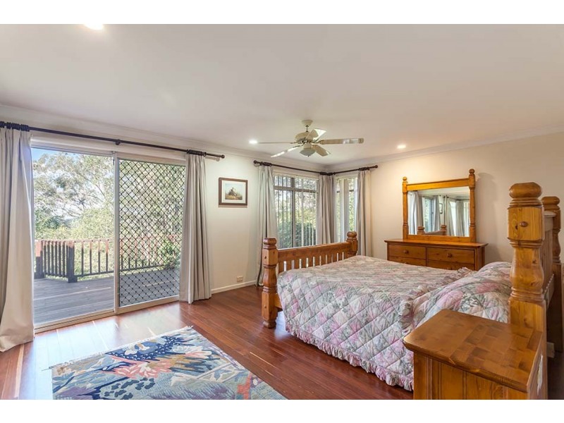 18 Merlin Court, Preston QLD 4352