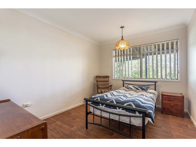 18 Merlin Court, Preston QLD 4352