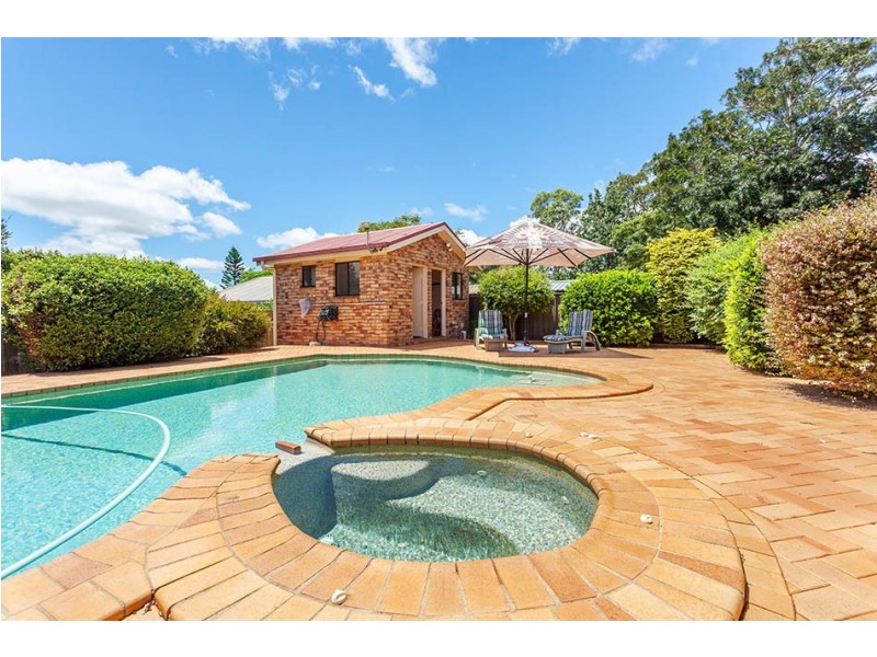 7 Lorna Court, Centenary Heights QLD 4350