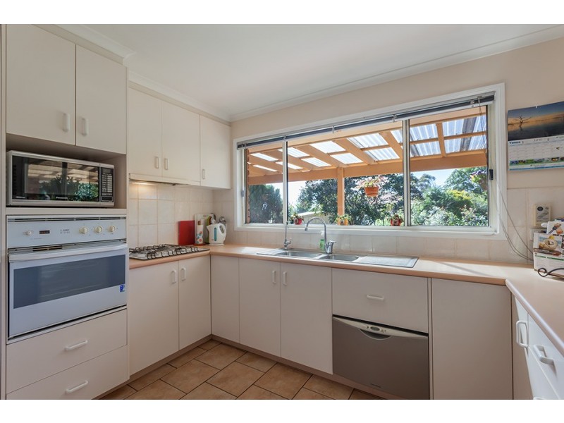 3 Petunia Close, Middle Ridge QLD 4350