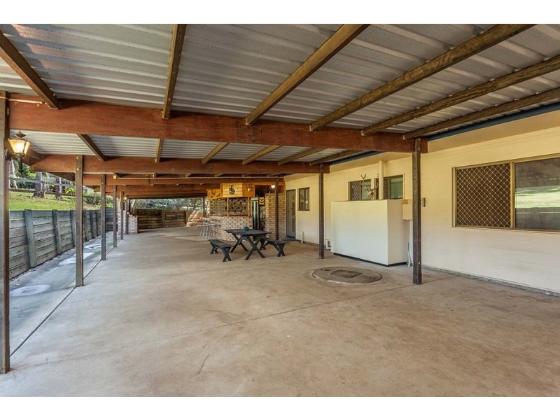 1057 Murphys Creek Road, Murphys Creek QLD 4352