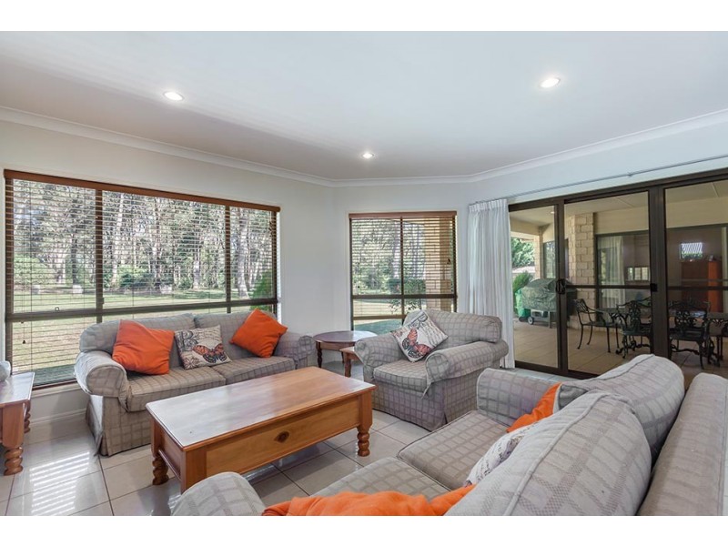 8 Leith Crescent, Rangeville QLD 4350