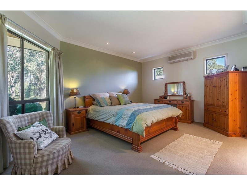 8 Leith Crescent, Rangeville QLD 4350