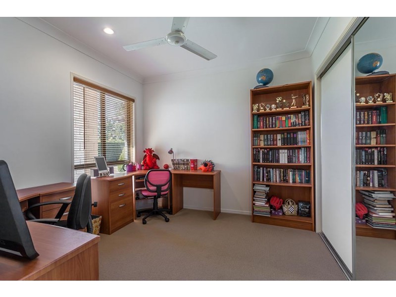 8 Leith Crescent, Rangeville QLD 4350