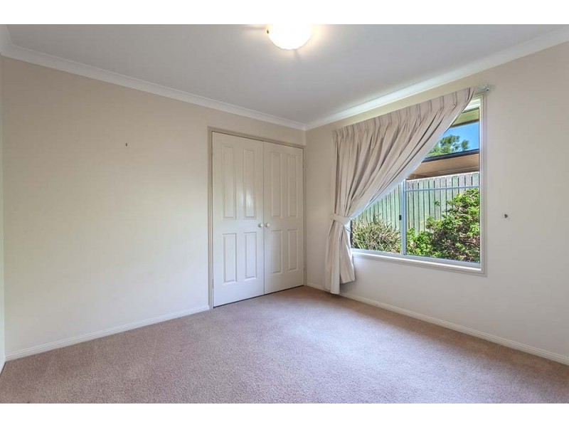 2 Nicola Street, Middle Ridge QLD 4350