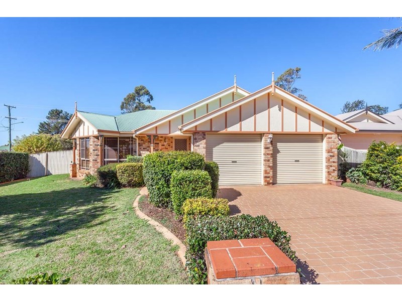 2 Nicola Street, Middle Ridge QLD 4350