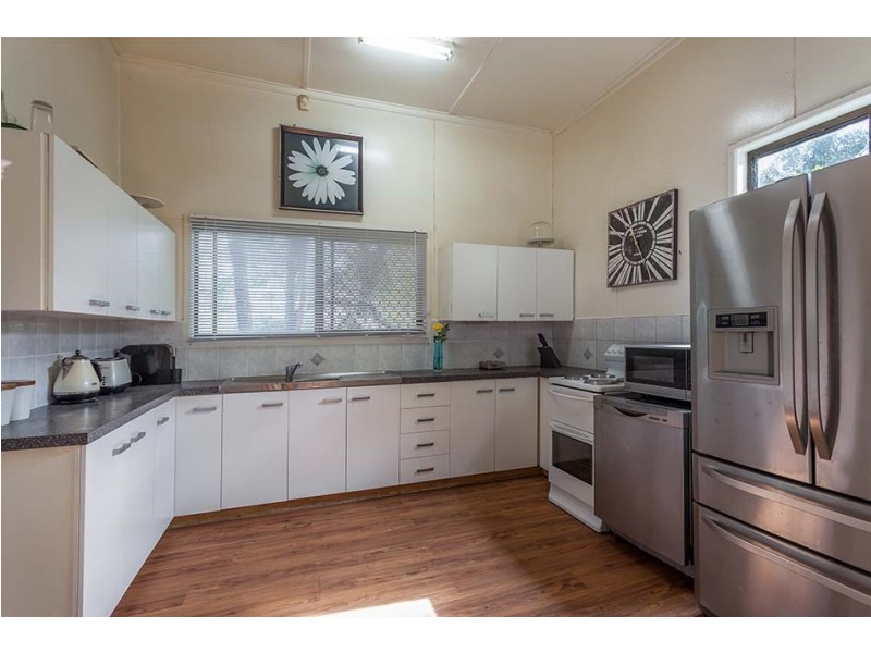 23 Christmas Street, North Toowoomba QLD 4350