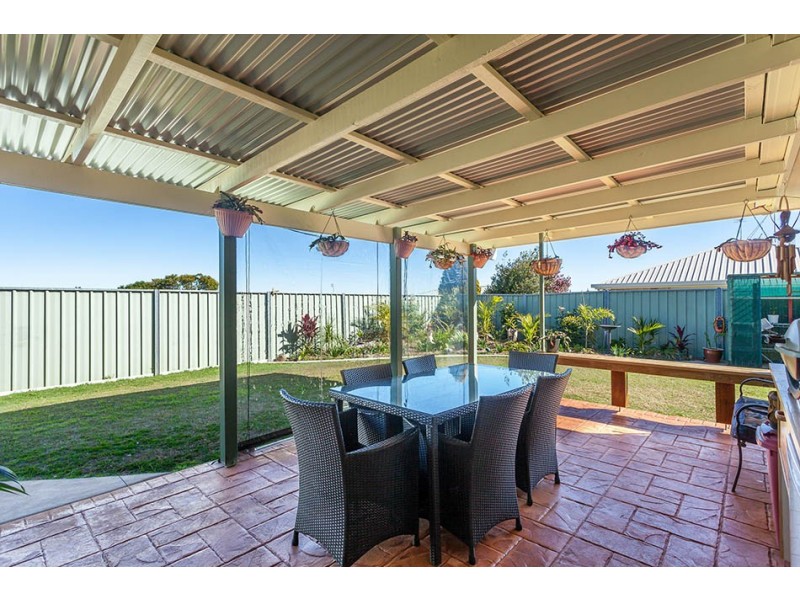 9 Navajo Street, Wilsonton QLD 4350