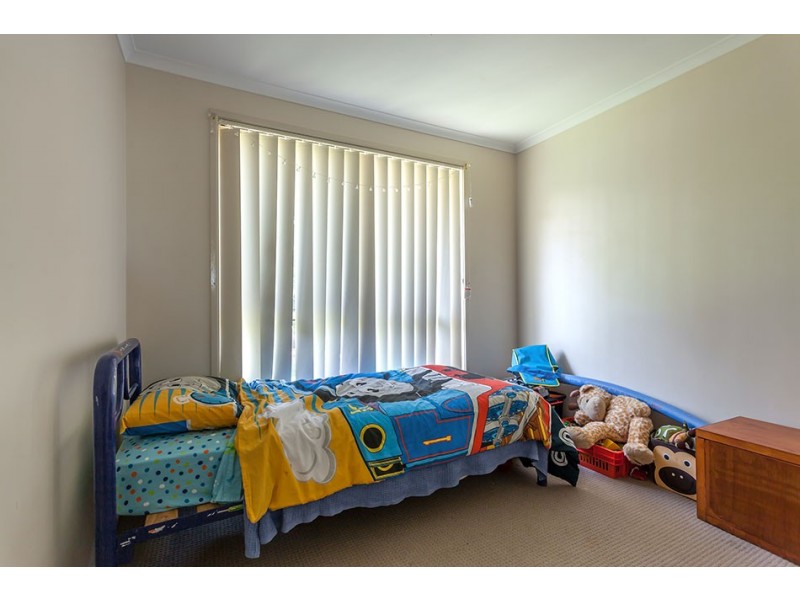 5 Blueberry Ash Court, Glenvale QLD 4350