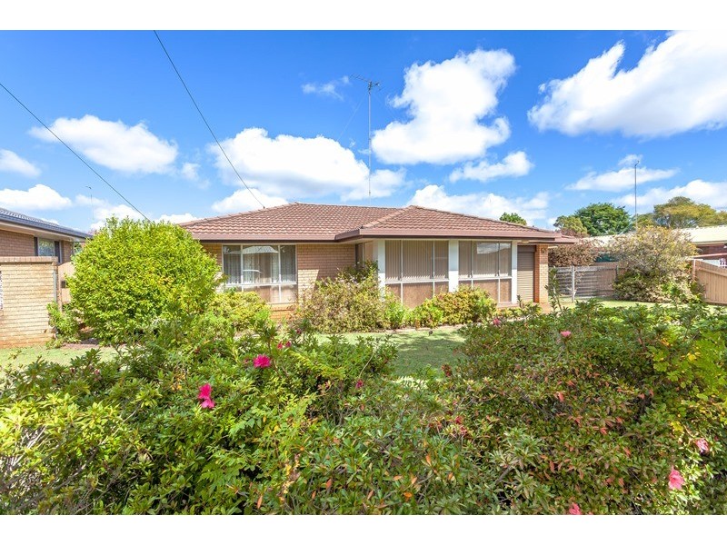 30 Orchid Street, Centenary Heights QLD 4350