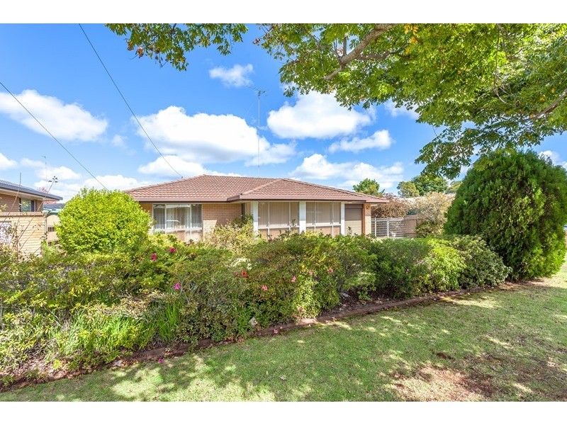 30 Orchid Street, Centenary Heights QLD 4350