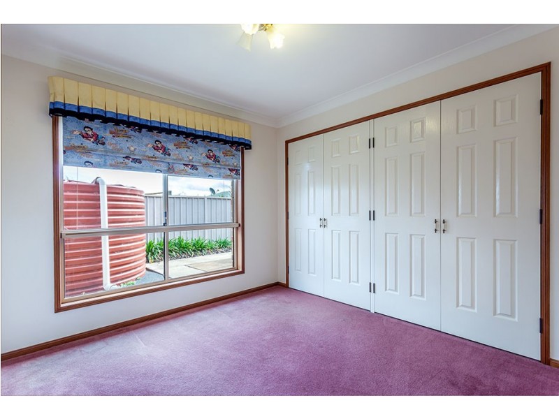 22 Osborne Court, Kearneys Spring QLD 4350