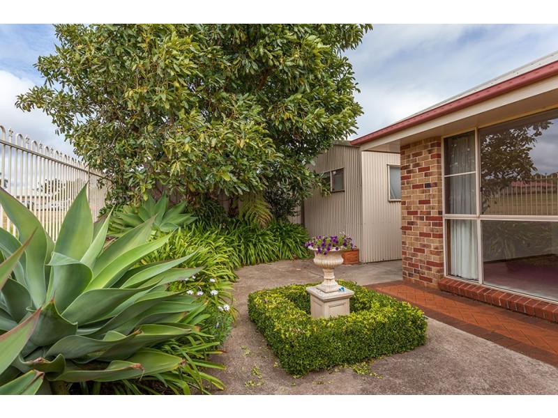 22 Osborne Court, Kearneys Spring QLD 4350