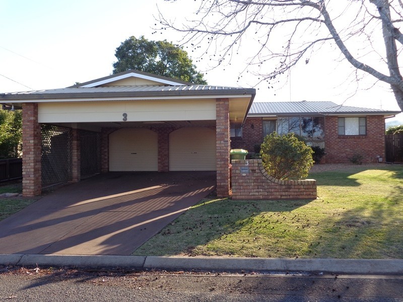 3 Magnolia Street, Centenary Heights QLD 4350