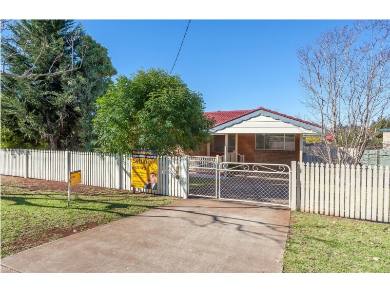 66 Hoey Street, Kearneys Spring QLD 4350