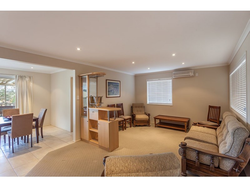 66 Hoey Street, Kearneys Spring QLD 4350