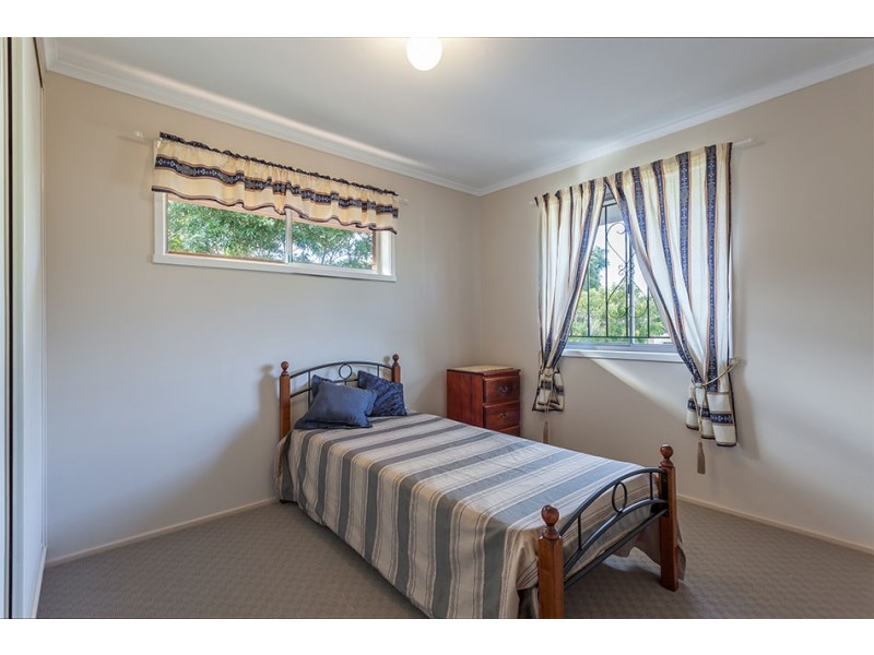 66 Hoey Street, Kearneys Spring QLD 4350