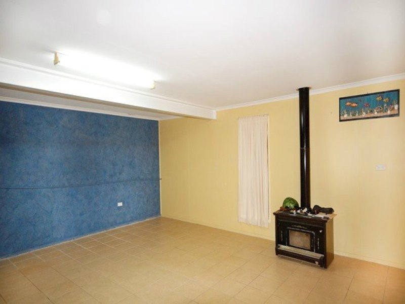 4 O’Beirne Street, Kearneys Spring QLD 4350