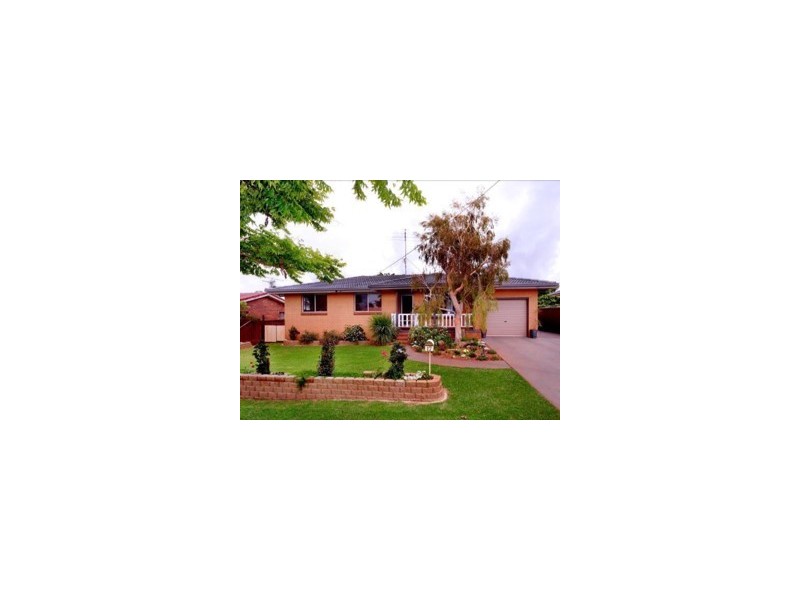 17 Aruma Street, Wilsonton Heights QLD 4350