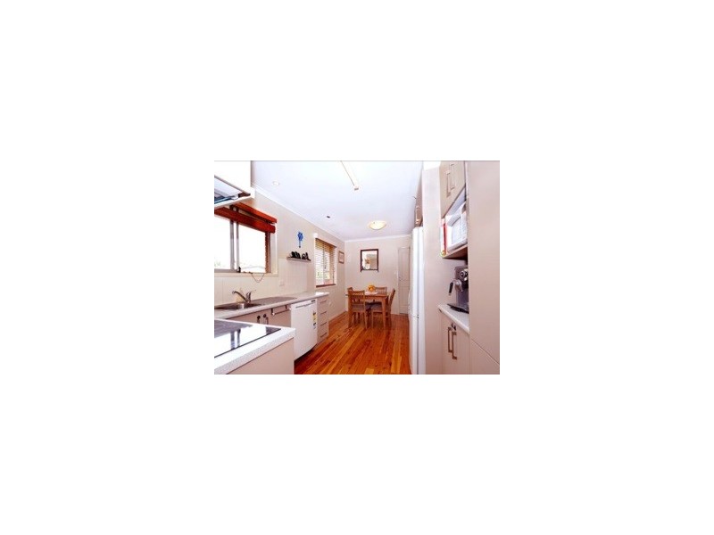 17 Aruma Street, Wilsonton Heights QLD 4350